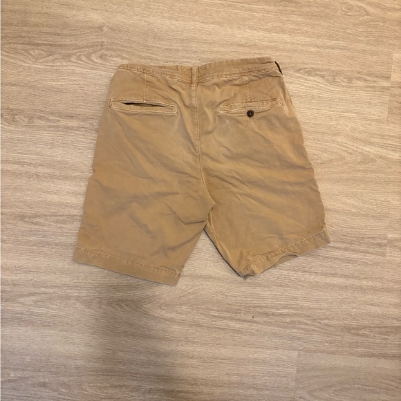 American Eagle Men’s Next Level Flex Tan Shorts | US 31 | Flat Front style - Picture 5 of 5